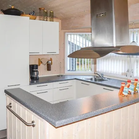 Three-bedroom Holiday In Albak בית נופש